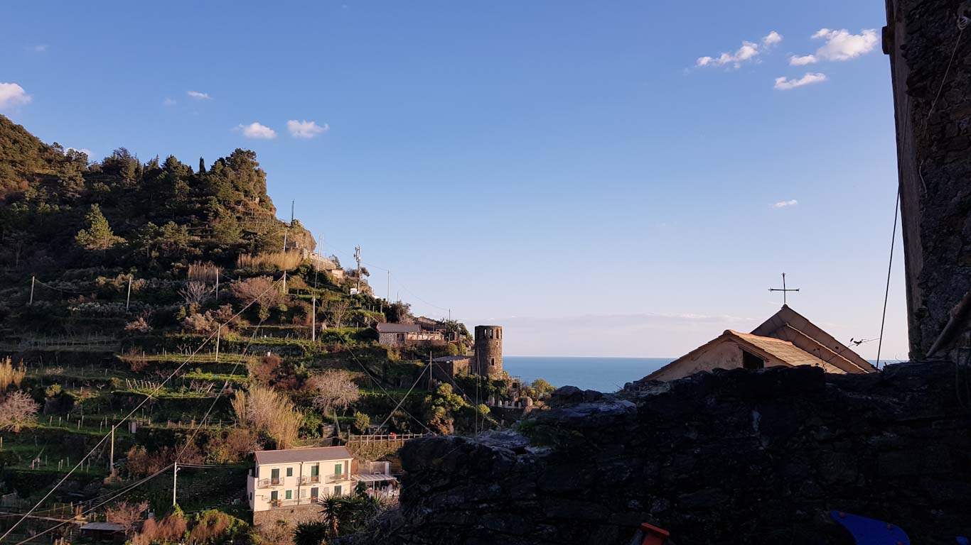 VERNAZZA, PEARL OF THE FIVE LANDS